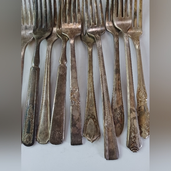 Vintage Silverplated Forks Set of 11 - Picture 4 of 4